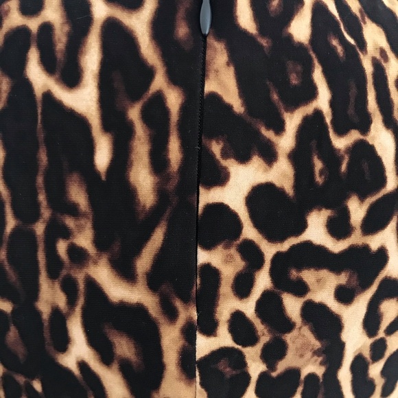 Lauren Leopard Dress - Picture 4 of 8